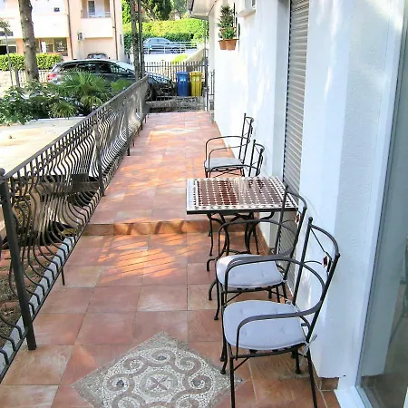 Apartment Damijan Krk Town Exterior photo