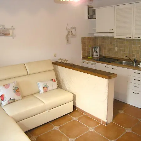 Apartment Damijan Krk Town Exterior photo